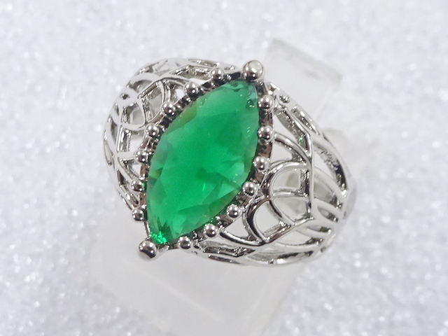 JAPANESE KIMONO / ANTIQUE COLORED STONE RING (SIZE 10.5)